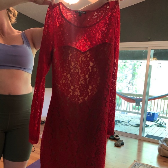 red lace dress - Picture 3 of 6